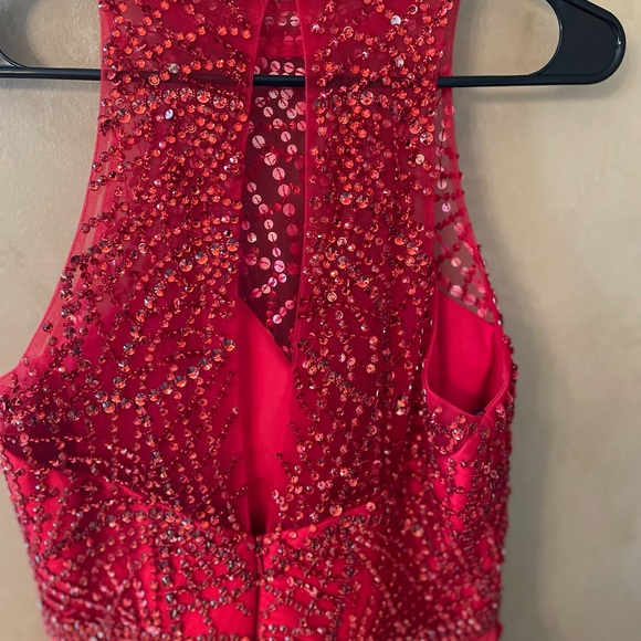 Milano, red, long, formal, prom dress with sequins bodice. Size 10. Has POCKETS! - Picture 7 of 10